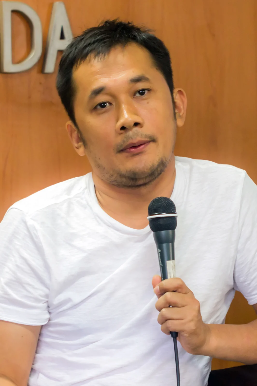 Potret Hanung Bramantyo